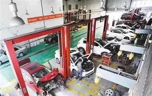 驚天秘聞: 開車去4S店做保養(yǎng)要花多少錢？
