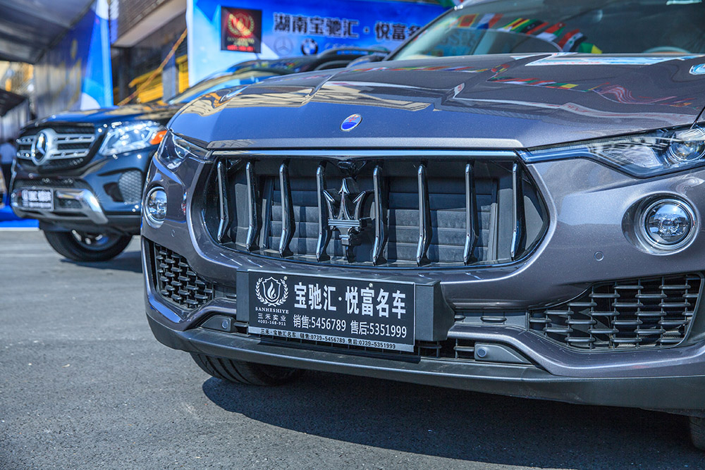【車展第一天】遇到那個TA，放棄蘋果8......